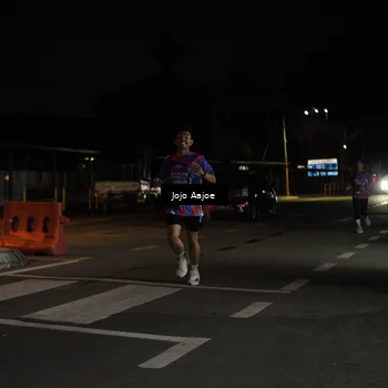 Runner Photo 6054176