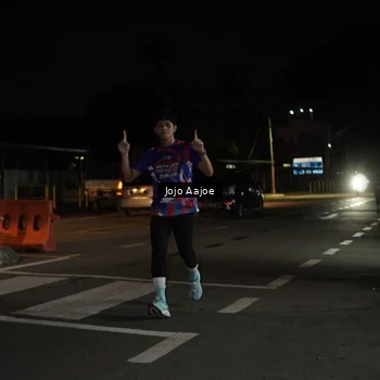Runner Photo 6054179
