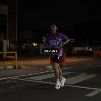 Runner Photo 6054182