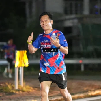 Runner Photo 6054191