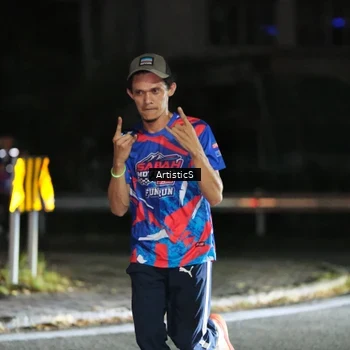 Runner Photo 6054207