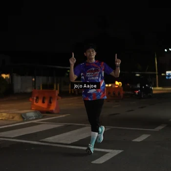 Runner Photo 6054208