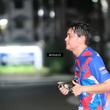 Runner Photo 6054211