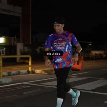 Runner Photo 6054218