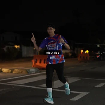 Runner Photo 6054219