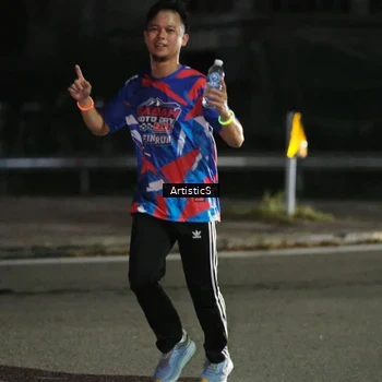 Runner Photo 6054225