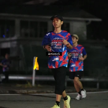Runner Photo 6054233
