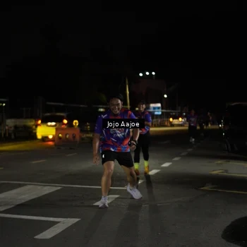 Runner Photo 6054243