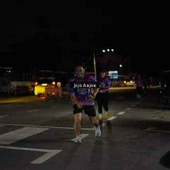 Runner Photo 6054245