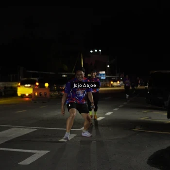 Runner Photo 6054251
