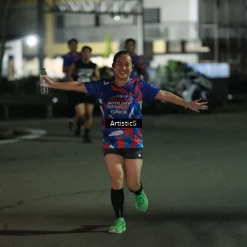 Runner Photo 6054254