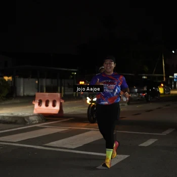 Runner Photo 6054291