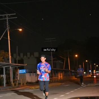 Runner Photo 6054302