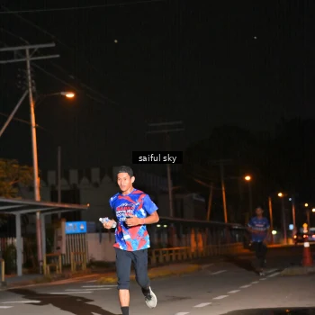 Runner Photo 6054304