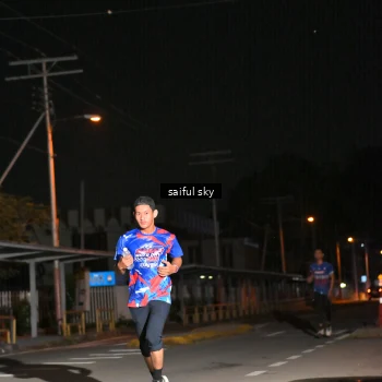 Runner Photo 6054310