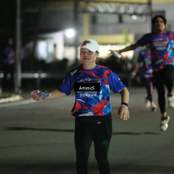 Runner Photo 6054323