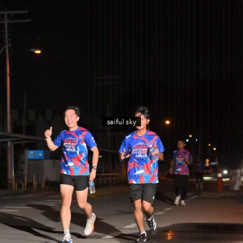 Runner Photo 6054329