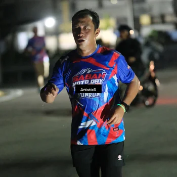 Runner Photo 6054330