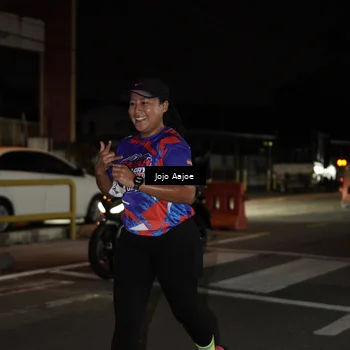 Runner Photo 6054331