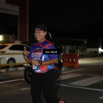 Runner Photo 6054332