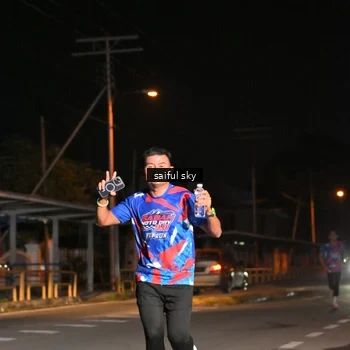 Runner Photo 6054338