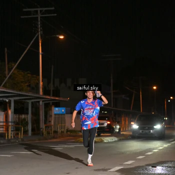 Runner Photo 6054345