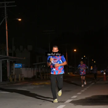 Runner Photo 6054357
