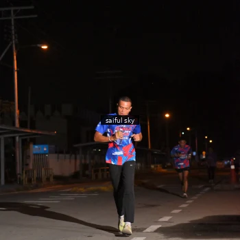 Runner Photo 6054358