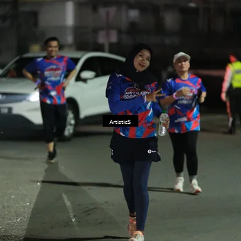 Runner Photo 6054365