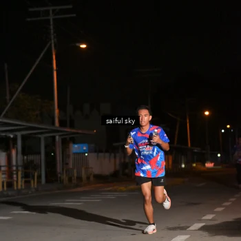 Runner Photo 6054366