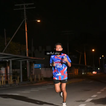 Runner Photo 6054367