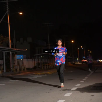 Runner Photo 6054368