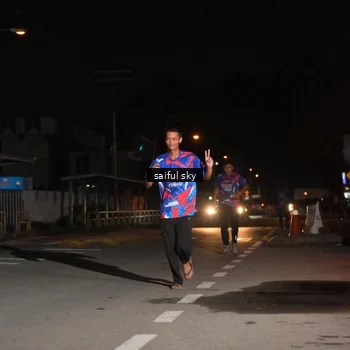 Runner Photo 6054429
