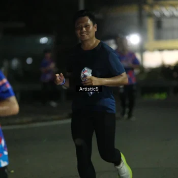Runner Photo 6054441