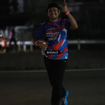 Runner Photo 6054534