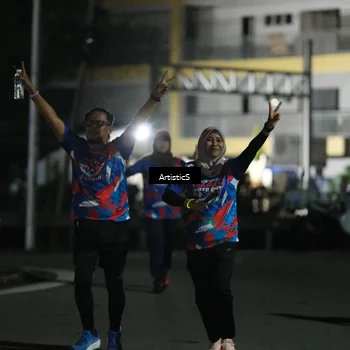 Runner Photo 6054572