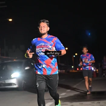 Runner Photo 6054573