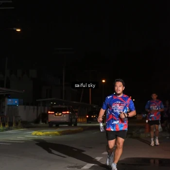 Runner Photo 6054599