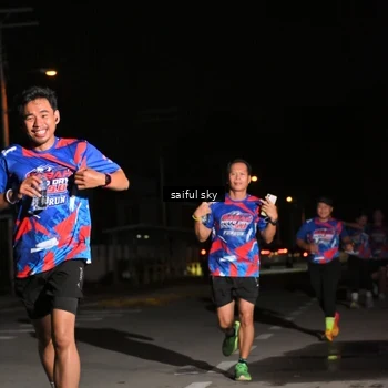 Runner Photo 6054617