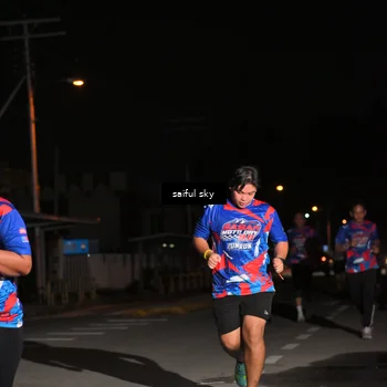Runner Photo 6054643