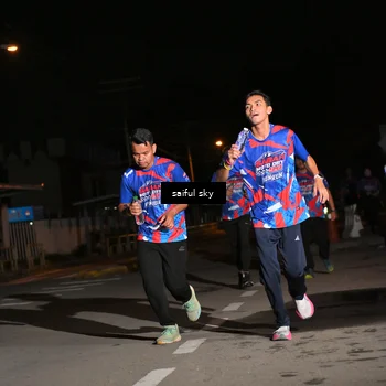 Runner Photo 6054691