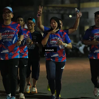 Runner Photo 6054708