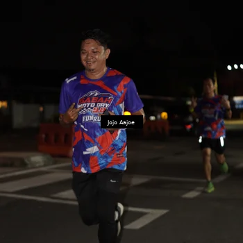 Runner Photo 6054821