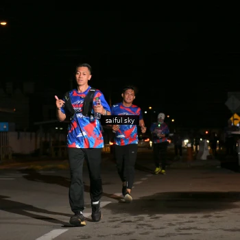 Runner Photo 6054842