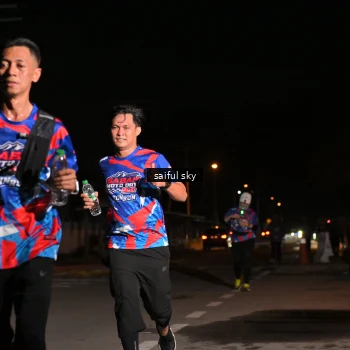 Runner Photo 6054846