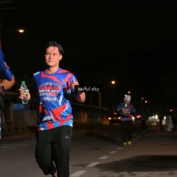 Runner Photo 6054852