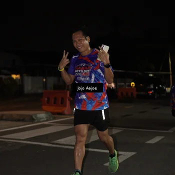 Runner Photo 6054855
