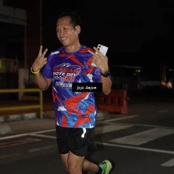 Runner Photo 6054862