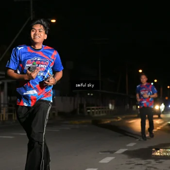 Runner Photo 6054873