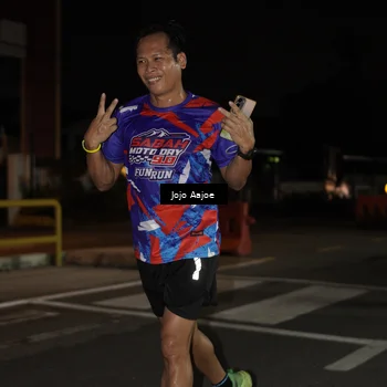 Runner Photo 6054894